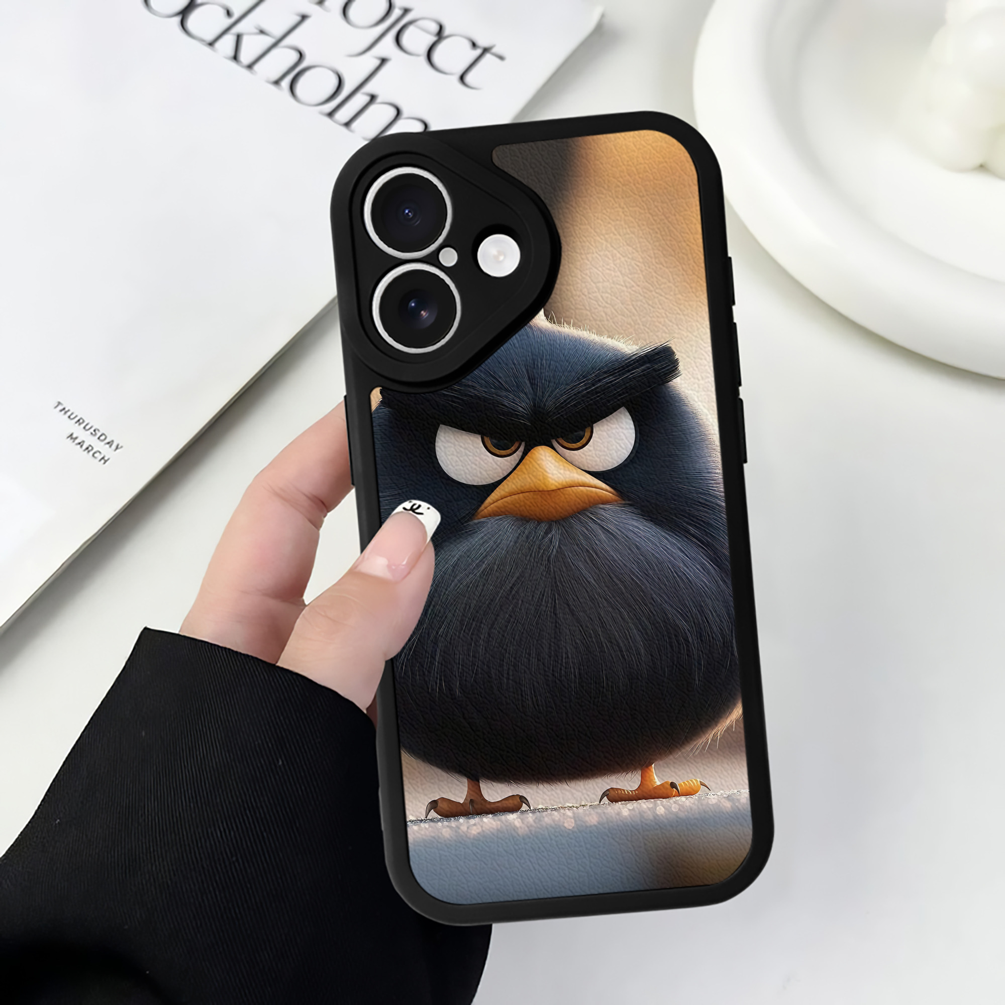 （画像用） Angry Birds アングリーバード 【iPhone 16シリーズ対応】シリコンスマホケース（レザー調） 材質：シリコン